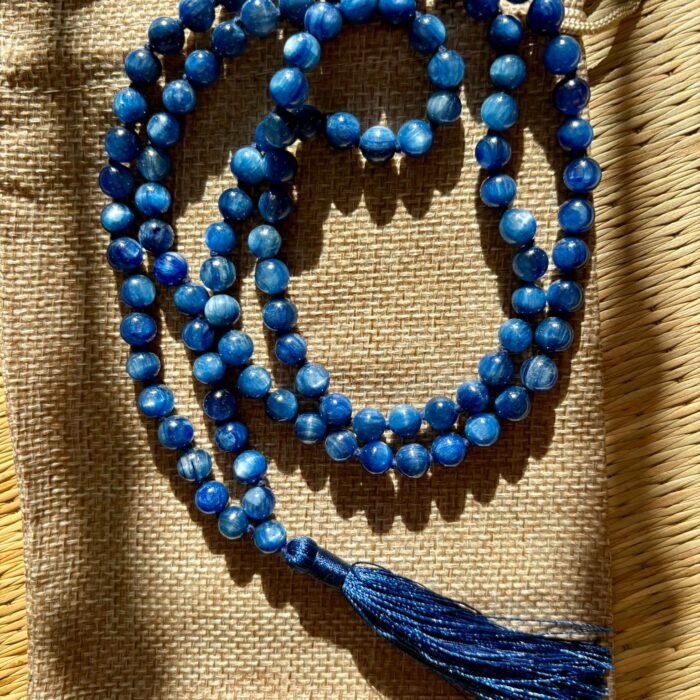 Mala Kyanite