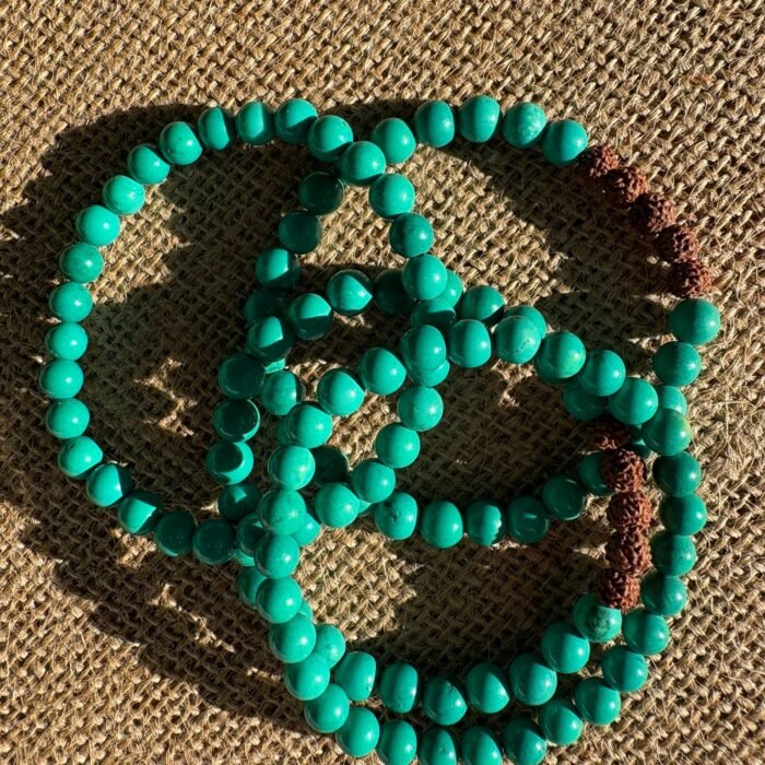 bracelets turquoise (howlite bleue)