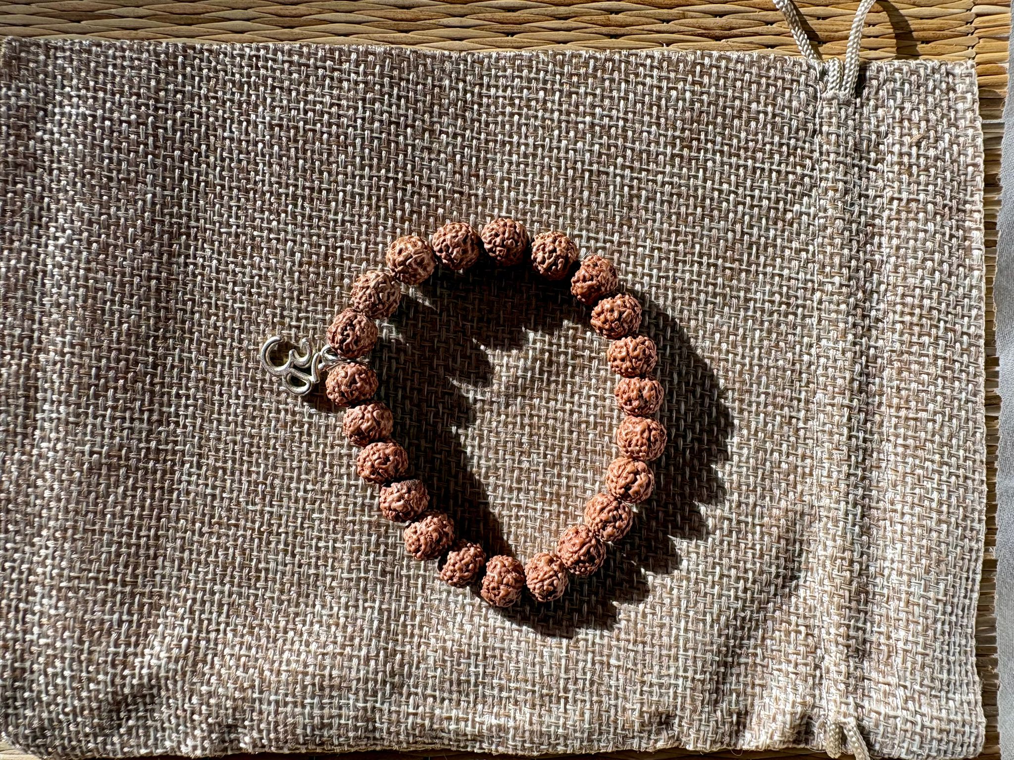 bracelets rudrakshas 8mm + 3 rudrakshas + om charms