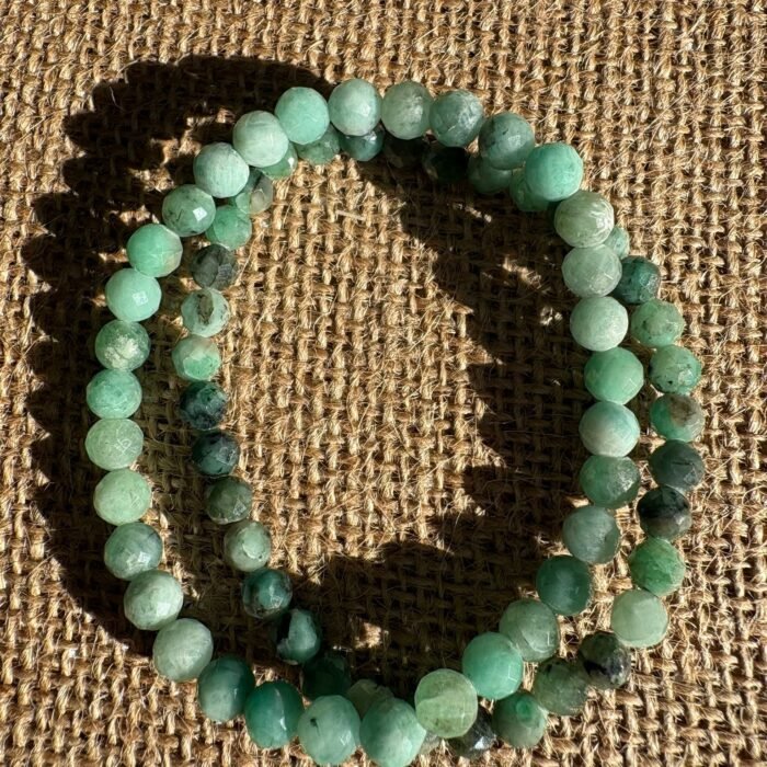 bracelet Émeraude brute facettée