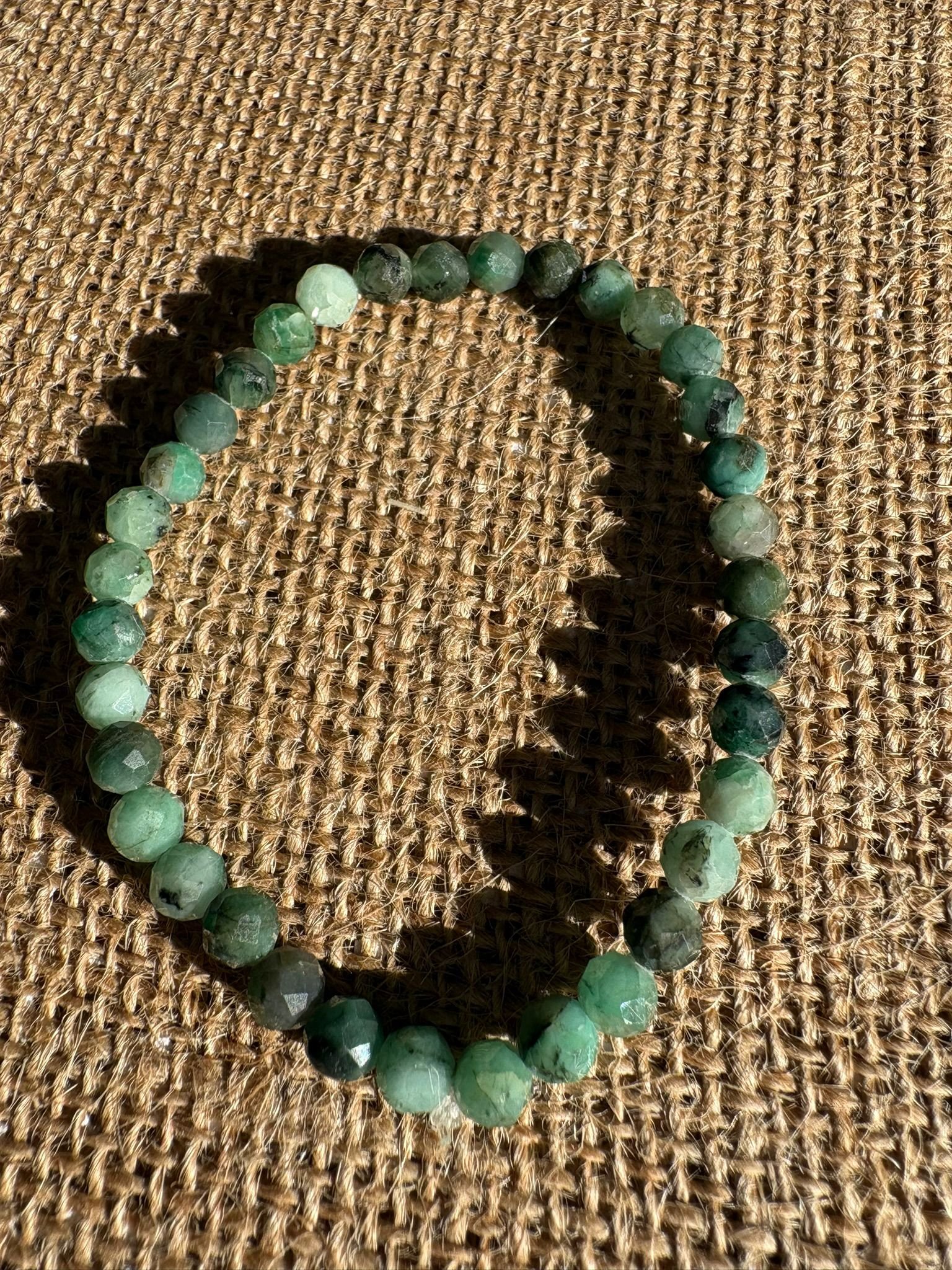 bracelet Émeraude brute facettée
